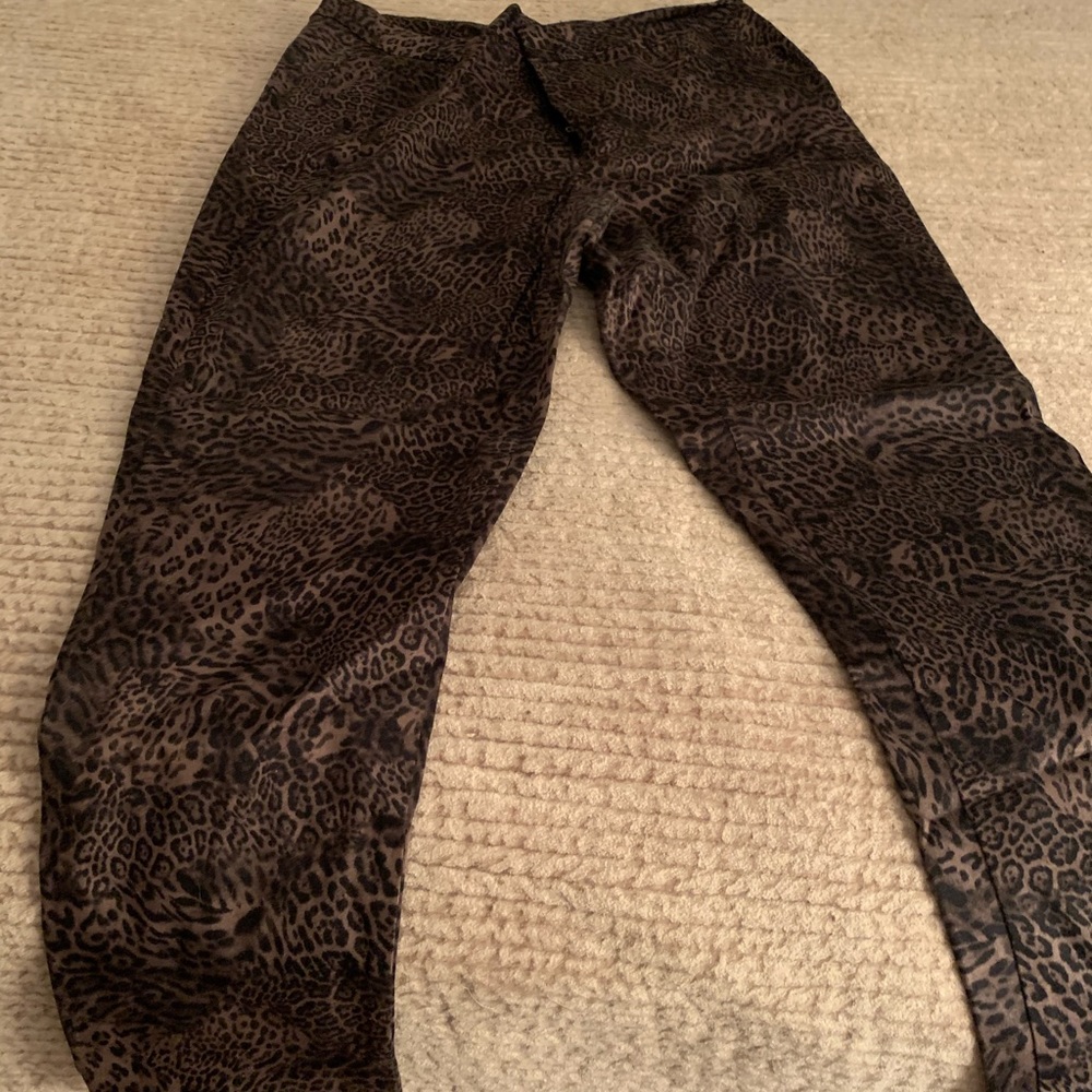 Animal print pant